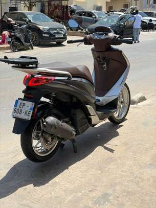 PIAGGIO MEDLEY 2016 image 4