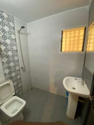 APPARTEMENT MEUBLE F3 A LOUER A DIAMNIADIO image 6