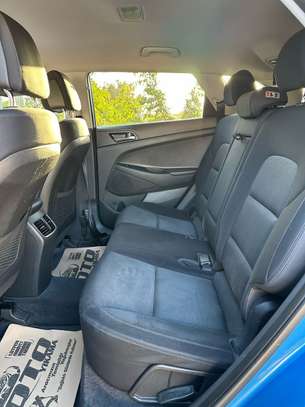 HYUNDAI TUCSON 2016 image 6