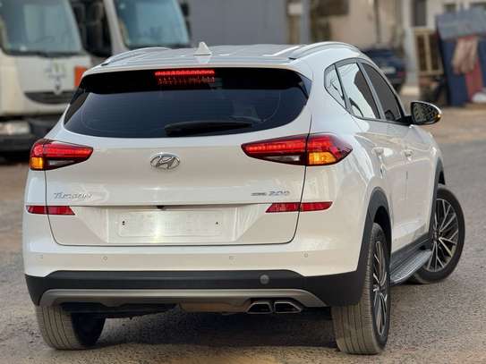 Hyundai Tucson image 9