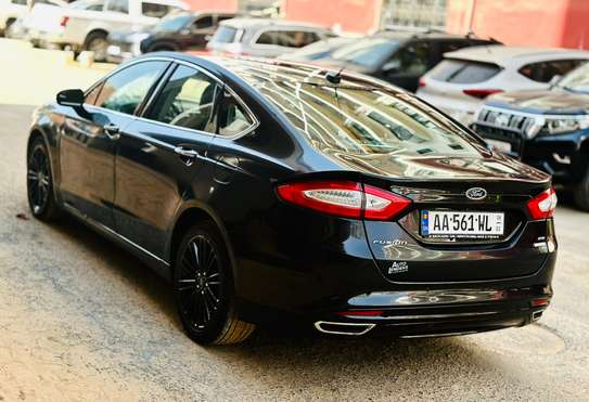 Location de Ford Fusion image 1