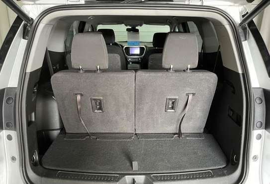 Gmc Acadia image 8