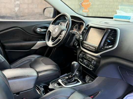JEEP CHEROKEE TRAIL WALK Année : 2017 image 6