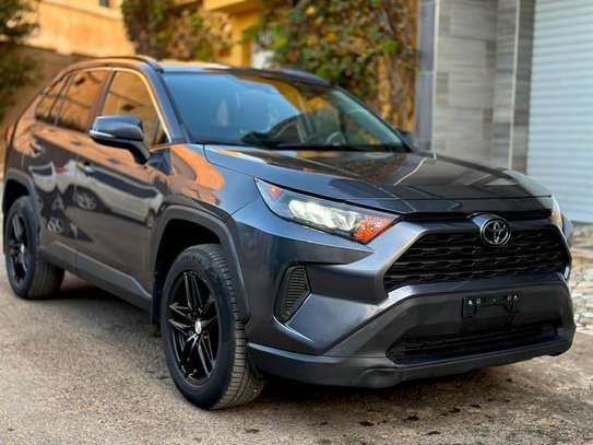 Toyota rav4 4 2019 image 6