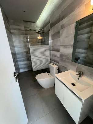 Appartement à louer aux almadies F4 image 1
