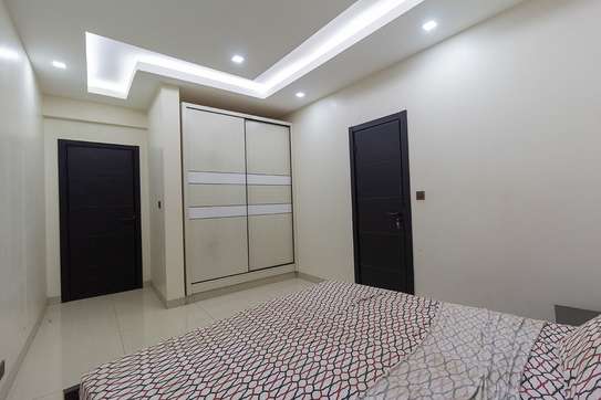 Appartement F5 meublé haut de gamme meublé à louer à Yoff image 12