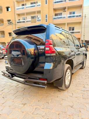 Toyota Prado 2024 image 4