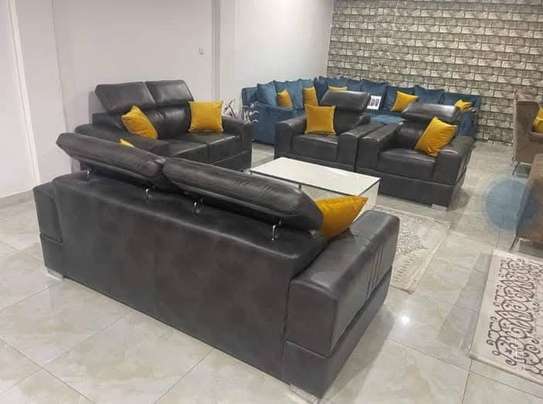 Salon 7 places image 1