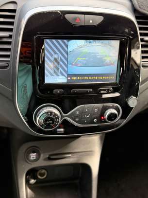 RENAULT QM3 2018 image 13