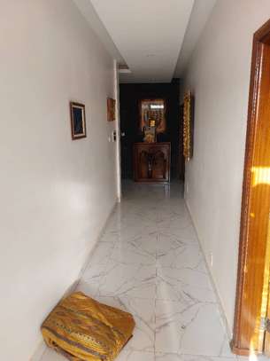 VILLA  À LOUER À NDAYANE image 13