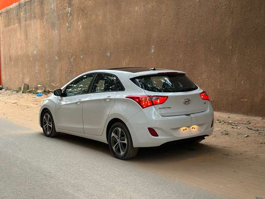 Hyundai Elantra GT 2017 venant image 4