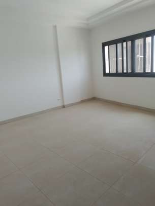 Appartement Haut Standing à louer à Mermoz image 3