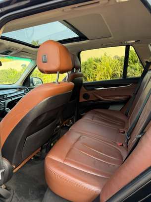 BMW x5 2017 35i xdrive full option image 10