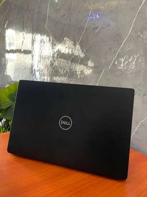 Dell 7410 core i5 10éme génération image 2