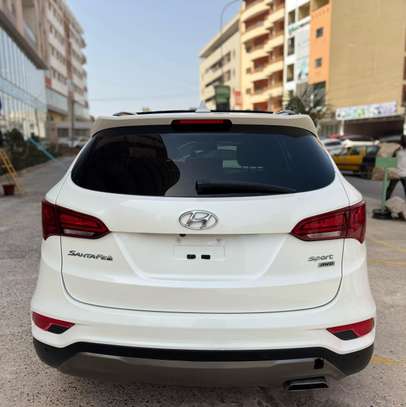 Hyundai santafe Sport 2017 image 13