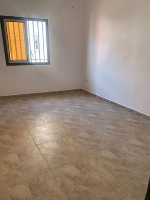 Appartement F4 à louer à la cité CPI image 9