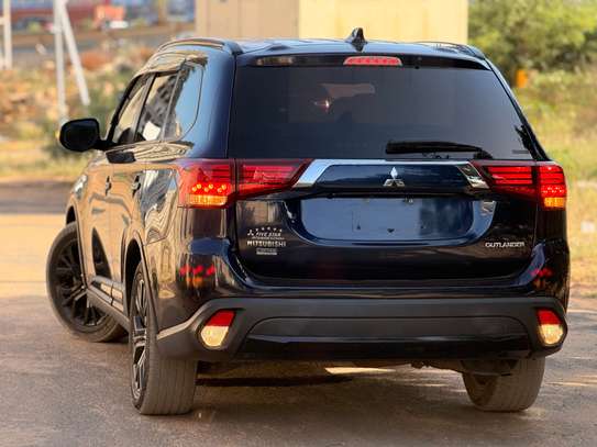 2018 MITSUBISHI OUTLANDER 7places image 1