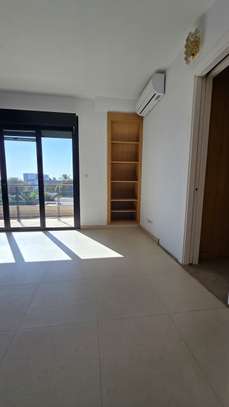 DUPLEX DE 4 CHAMBRES A FANN RÉSIDENCE image 4