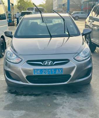 Hyundai Accent 2013 image 1
