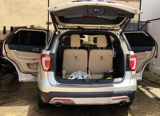 Ford Explorer 2017 image 11