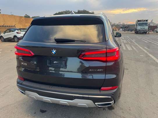 BMW X5 2023 image 6
