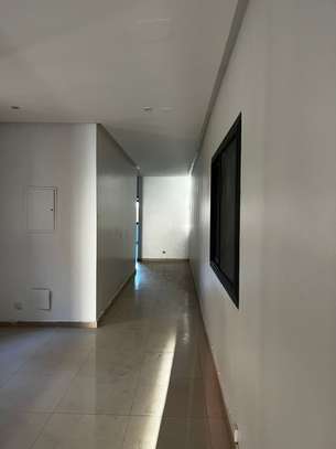 Appartement F4 à louer aux almadies image 6