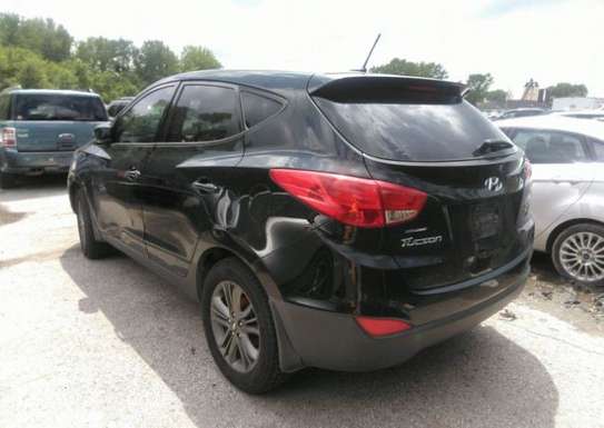 Hyundai tucson 2015 image 4