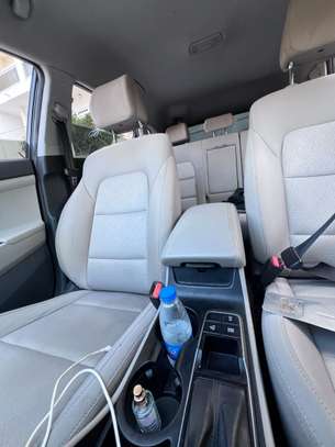 HYUNDAI TUCSON 2017 image 11