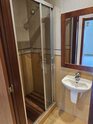 Appartement F3. À louer à Fann résidence image 9