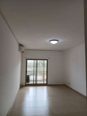 Appartement à louer à Sotrac Mermoz image 2