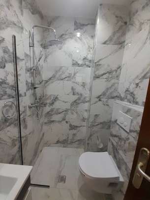 Appartement F4 à louer aux Mamelles cité Mbackiyou Faye image 4