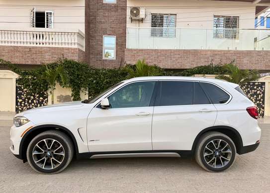 BMW X5 année 2017 full option image 3