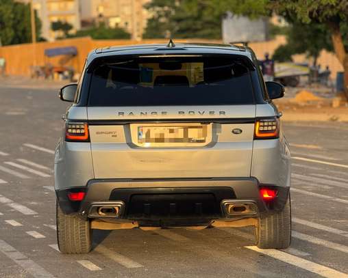 Range Rover Sport image 8