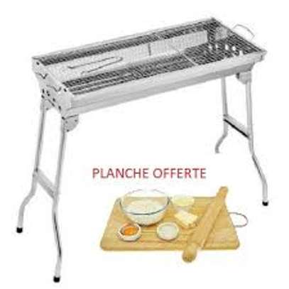Barbecue charbon mobile avec étagères bois et roues image 7