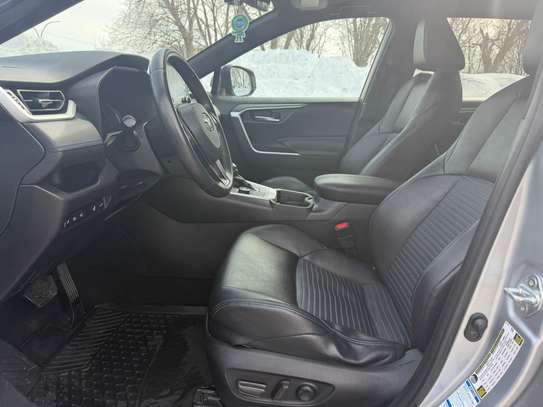 TOYOTA Rav4 2021 image 12