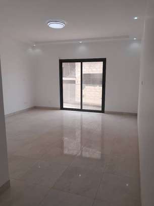 Appartement F4 à louer aux Mamelles cité Mbackiyou Faye image 9