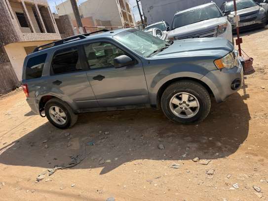 ford escape image 4