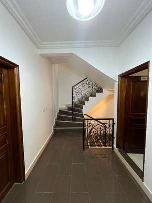 Villa à louer à Mermoz image 8