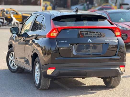 MITSUBISHI ECLIPSE CROSS   2019 image 5