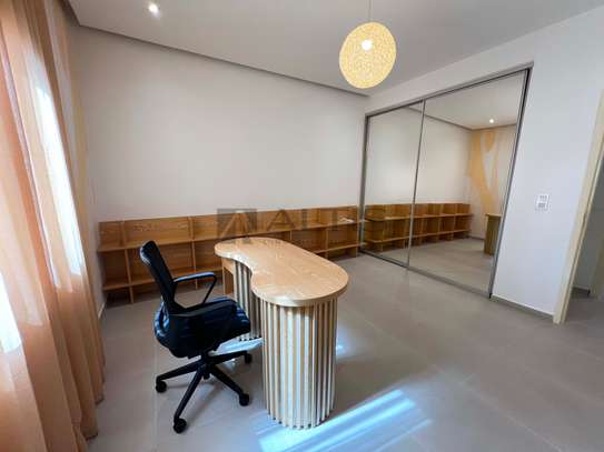 BUREAUX MEUBLÉS  À LOUER – ALMADIES image 9