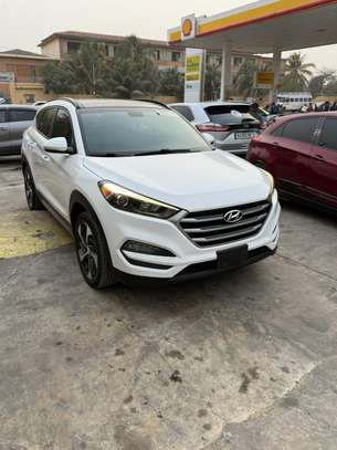 HYUNDAI TUCSON SPORT ANNEE 2018 image 11