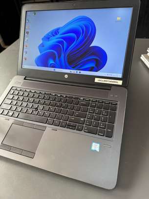 Hp zbook i7 / 16gb ram / 4gb dédiée Nvidia image 3