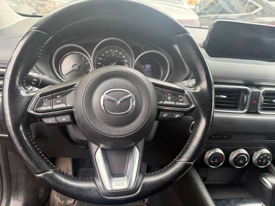 Mazda CX-5  2019 SUV noir spacieux confort et sécurité image 10