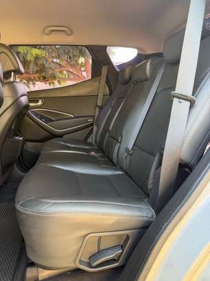 Hyundai Santafe image 7