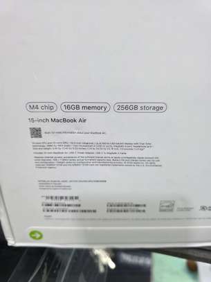 Macbook Air M4 2025 15pouces image 2