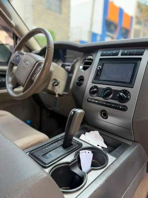 Ford expédition image 3