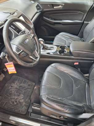 Ford Edge 2017 SUV Noir 5 places Confort et Sécurité image 4