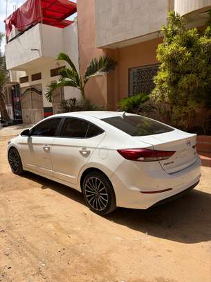 Hyundai Avante Diesel 2016 image 8