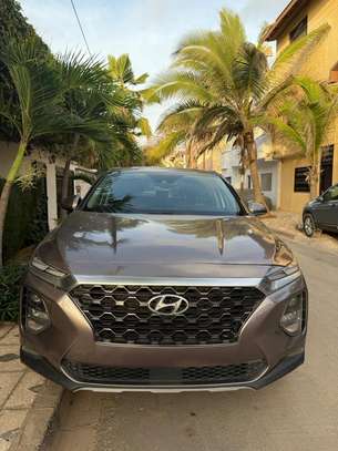 Hyundai Santa Fe 2019 image 2