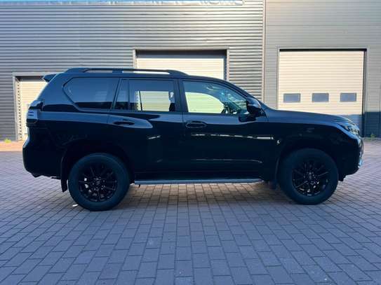 TOYOTA PRADO 2021 image 9